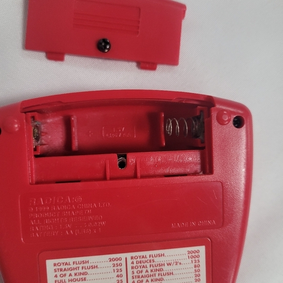 VTG 1999 Radica Pocket Poker Draw & Deuces Handheld Electronic Game - Picture 7 of 8